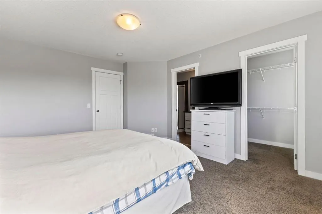 848 Lakewood Circle