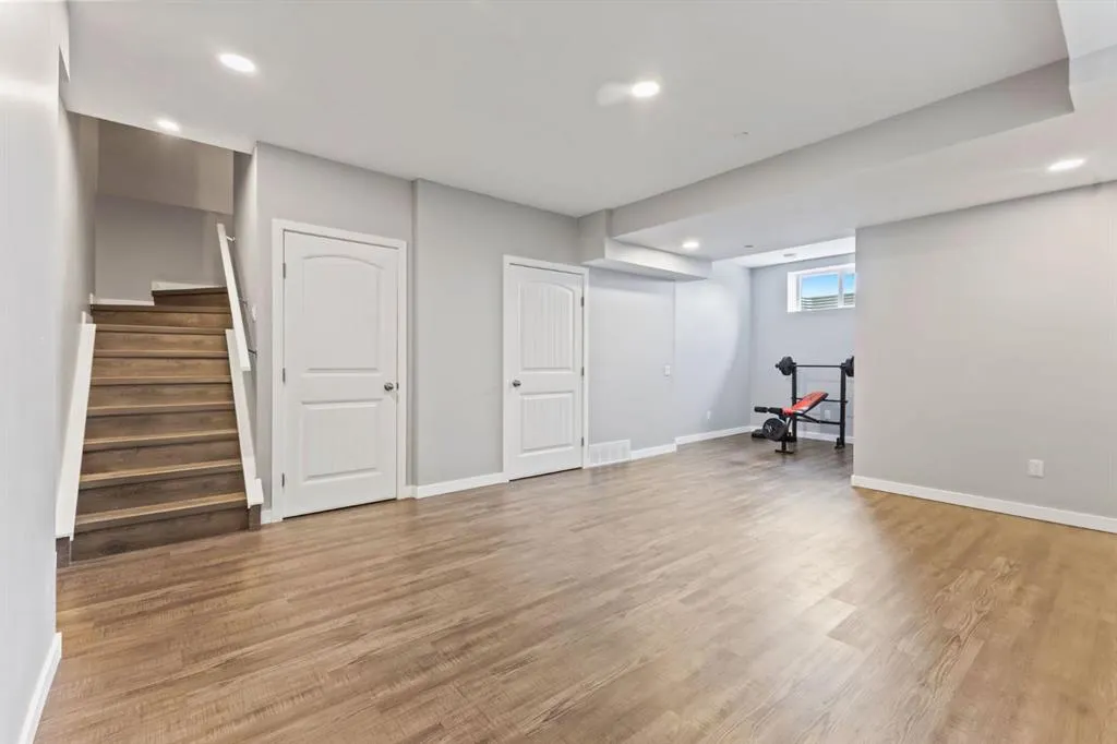 848 Lakewood Circle