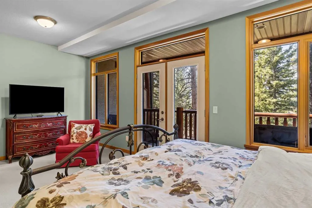137 Wapiti Close, #14