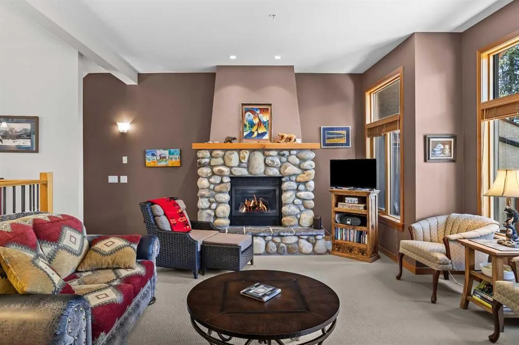 137 Wapiti Close, #14