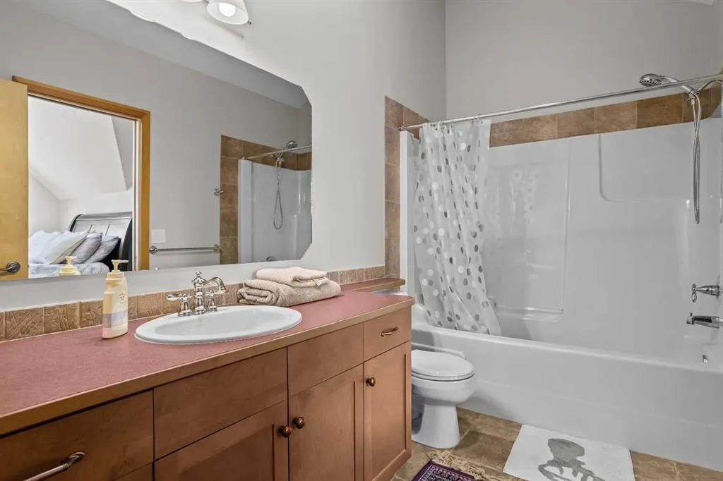 137 Wapiti Close, #14
