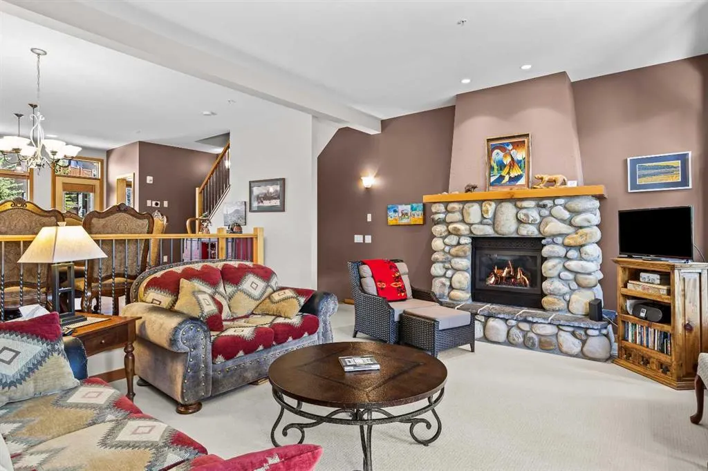 137 Wapiti Close, #14