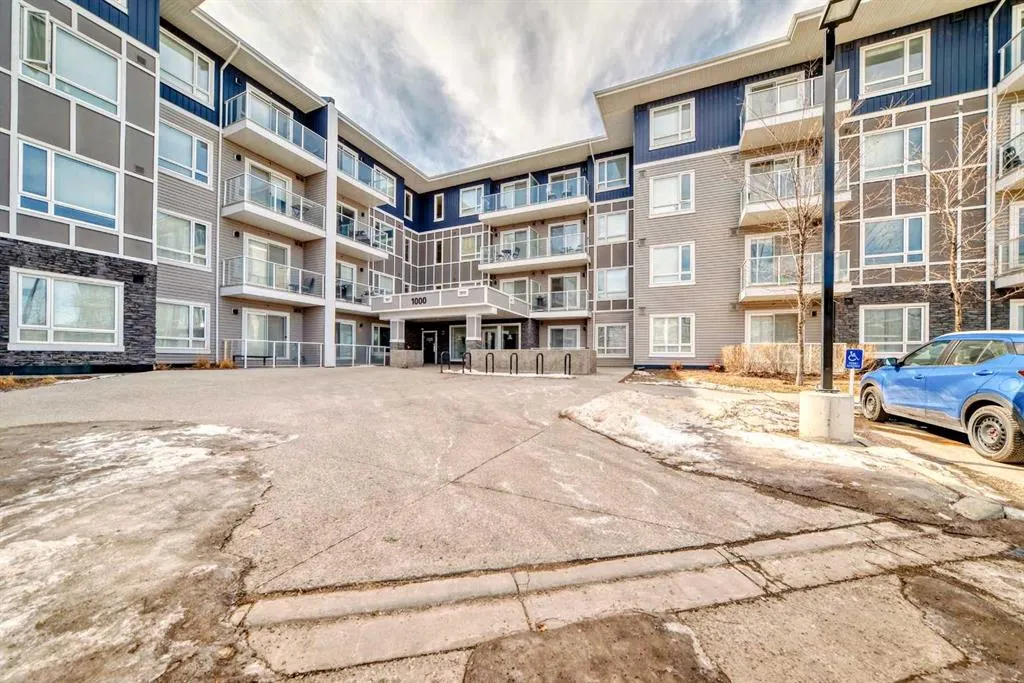 76 Cornerstone Passage NE, #1104