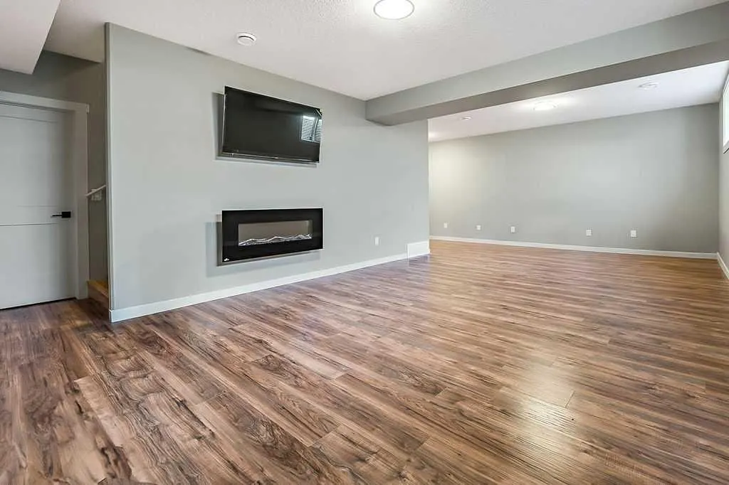 378035 Tiki Ranch Place W