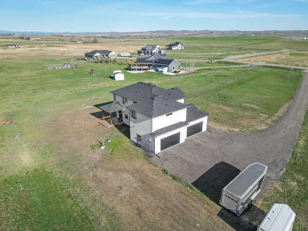 378035 Tiki Ranch Place W