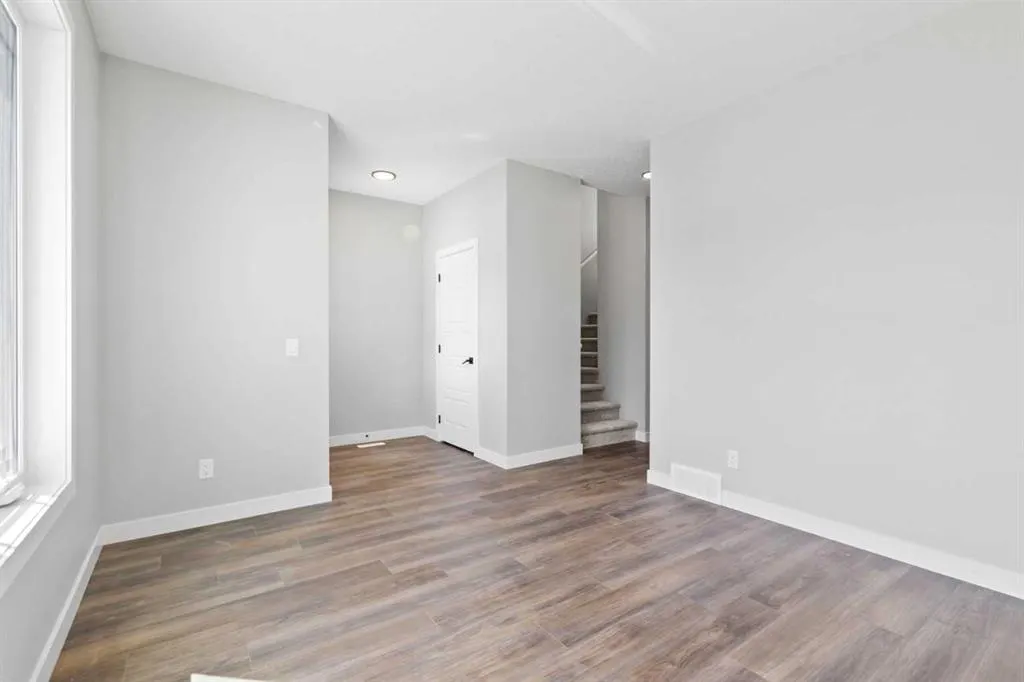 65 Amblefield Heights NW