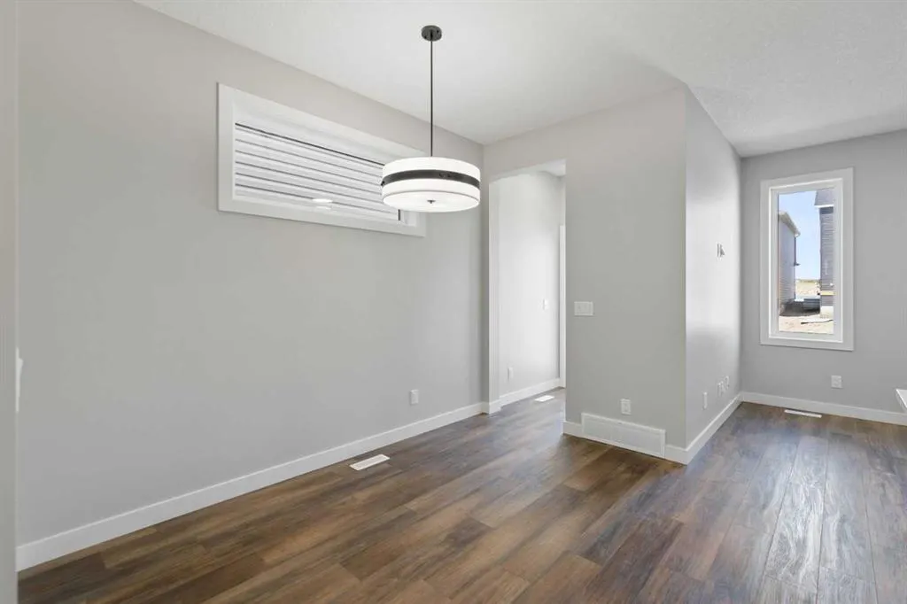 65 Amblefield Heights NW