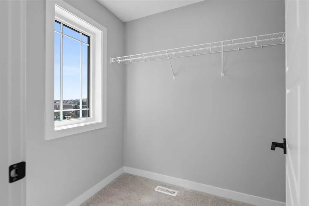 65 Amblefield Heights NW