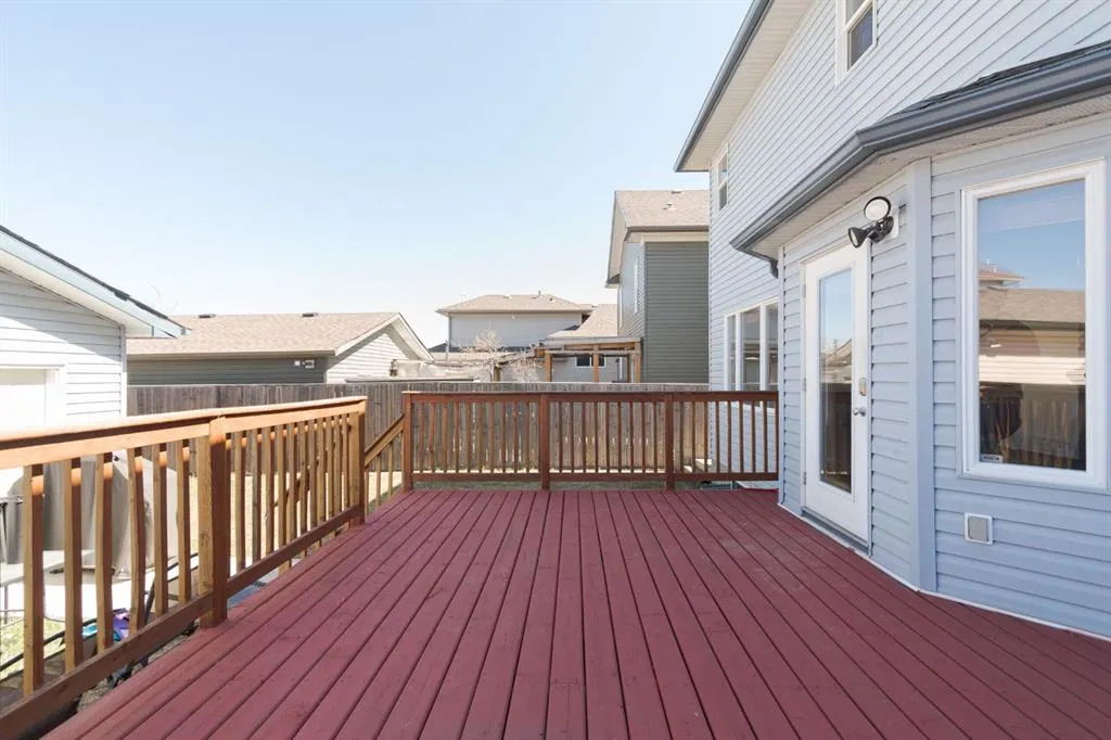 140 Warbler Avenue
