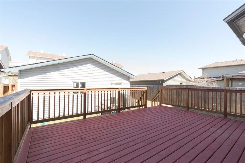 140 Warbler Avenue