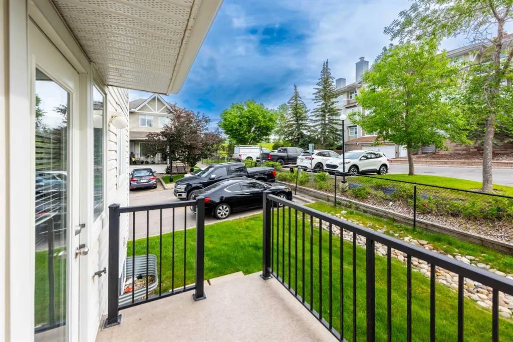 950 Arbour Lake Road NW, #401