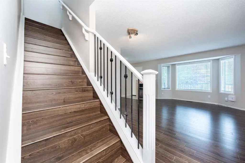 950 Arbour Lake Road NW, #401