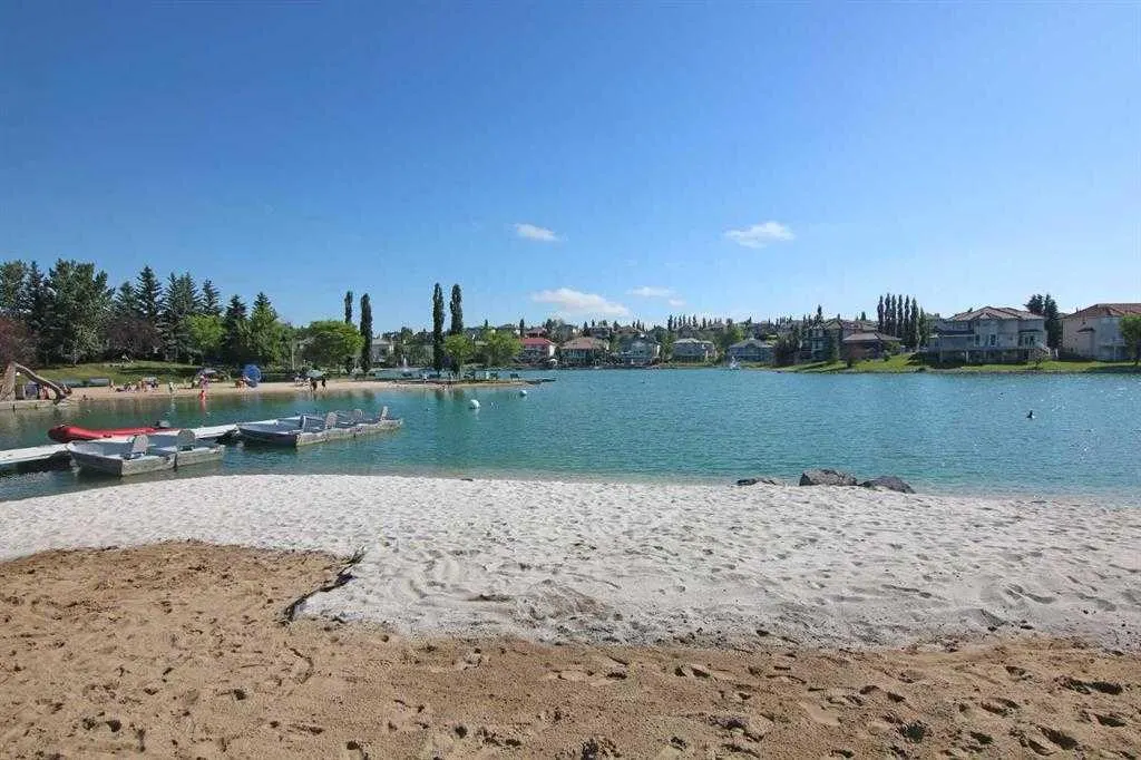 950 Arbour Lake Road NW, #401