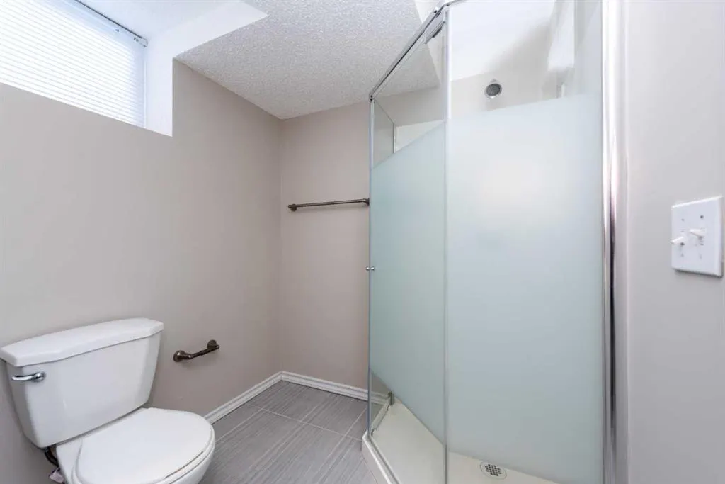950 Arbour Lake Road NW, #401
