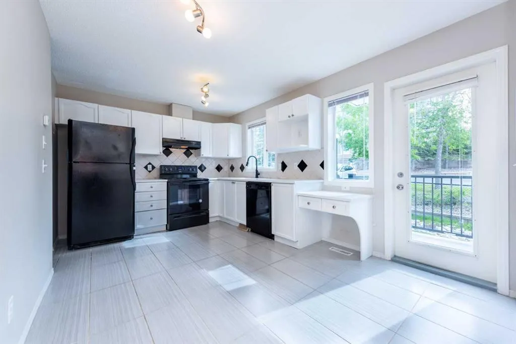 950 Arbour Lake Road NW, #401