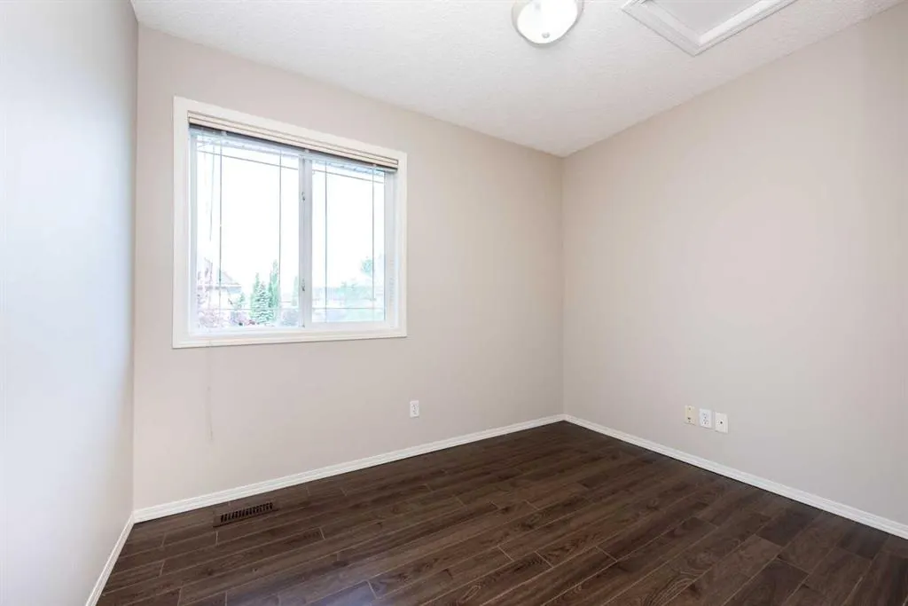 950 Arbour Lake Road NW, #401