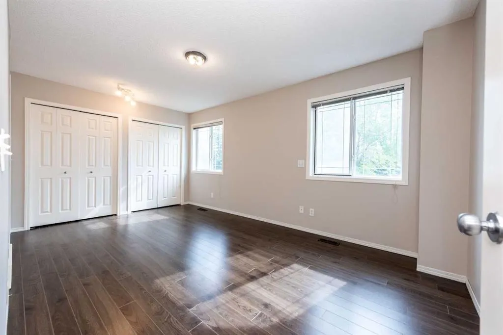 950 Arbour Lake Road NW, #401