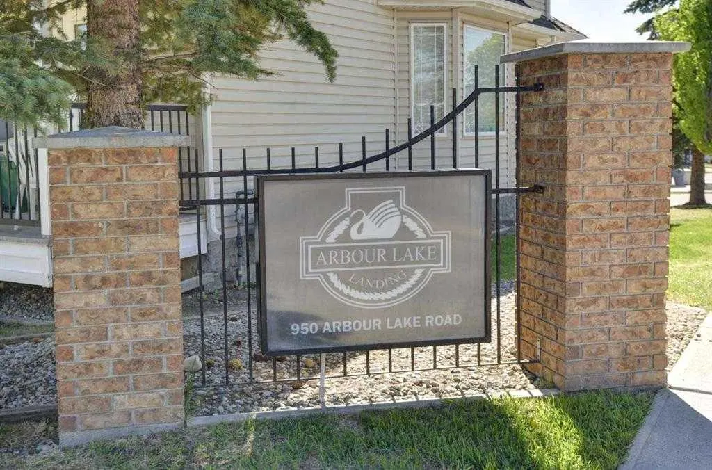 950 Arbour Lake Road NW, #401