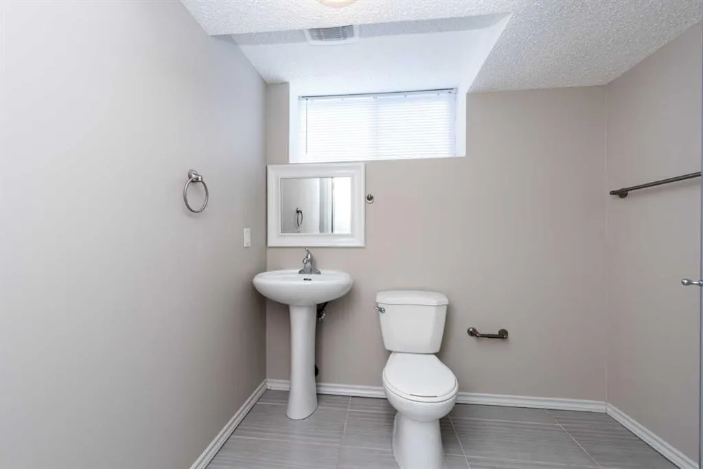 950 Arbour Lake Road NW, #401