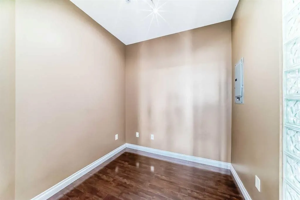 1010 Arbour Lake Road NW, #2230