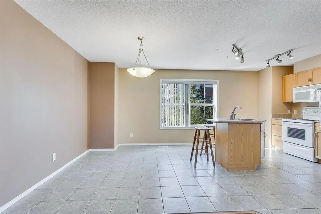 224 Mckenzie Towne Link SE