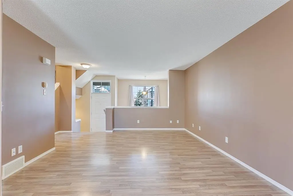 224 Mckenzie Towne Link SE