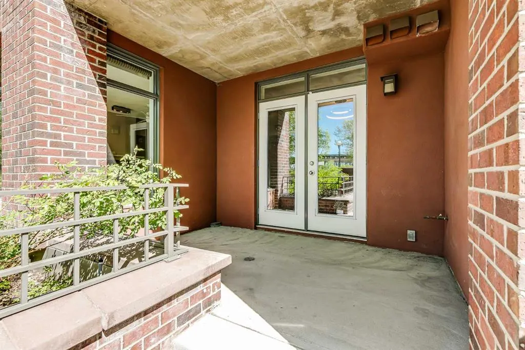 990 Centre Avenue NE, #106