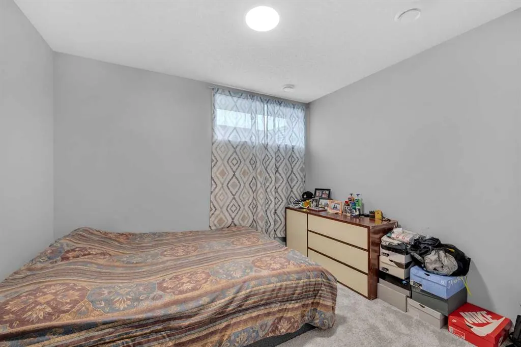 220 Cornerstone Grove NE