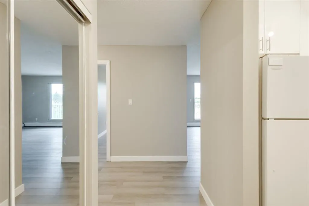 105 1945 Street NW, #408