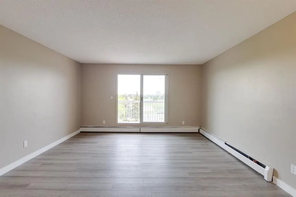 105 1945 Street NW, #408