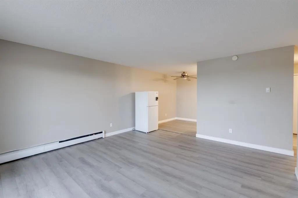 105 1945 Street NW, #408