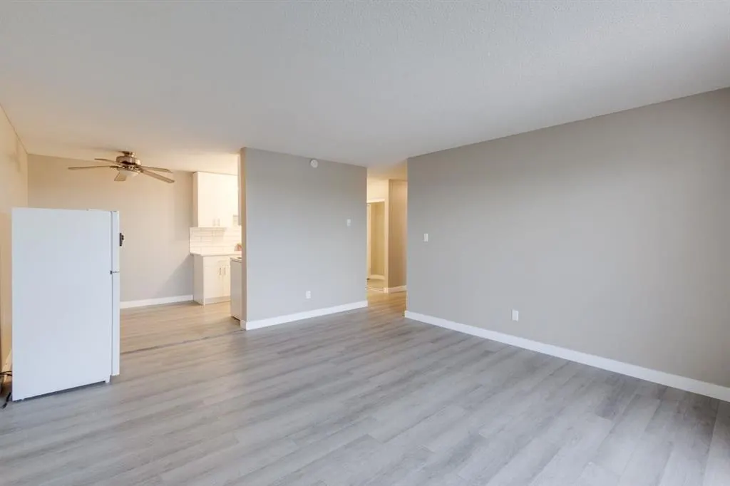 105 1945 Street NW, #408