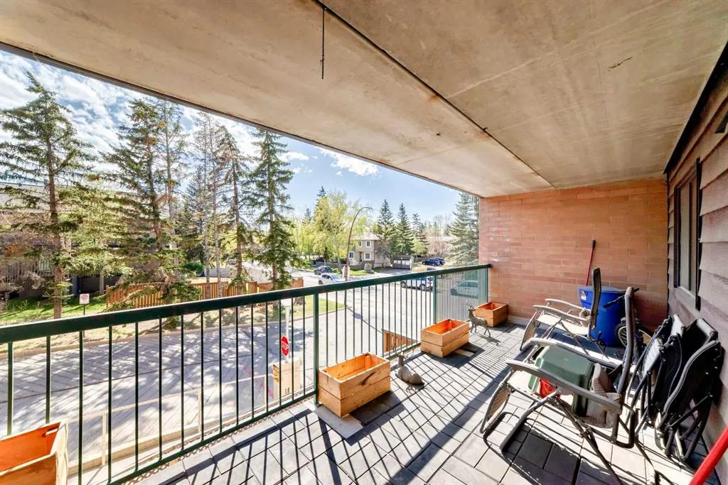 5204 Dalton Drive NW, #215