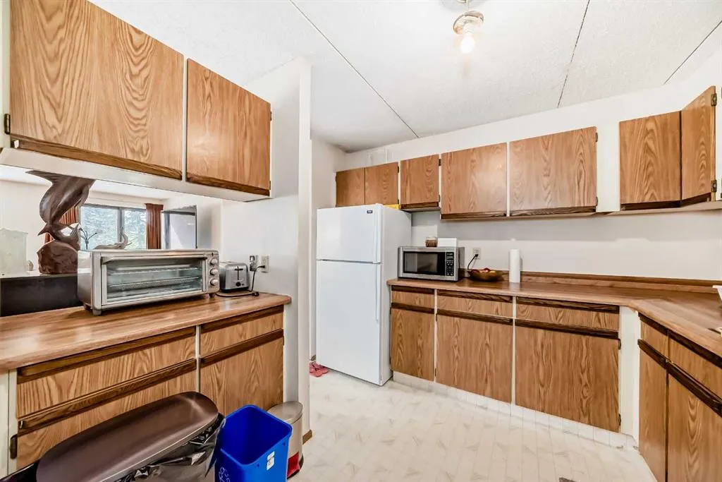 5204 Dalton Drive NW, #215