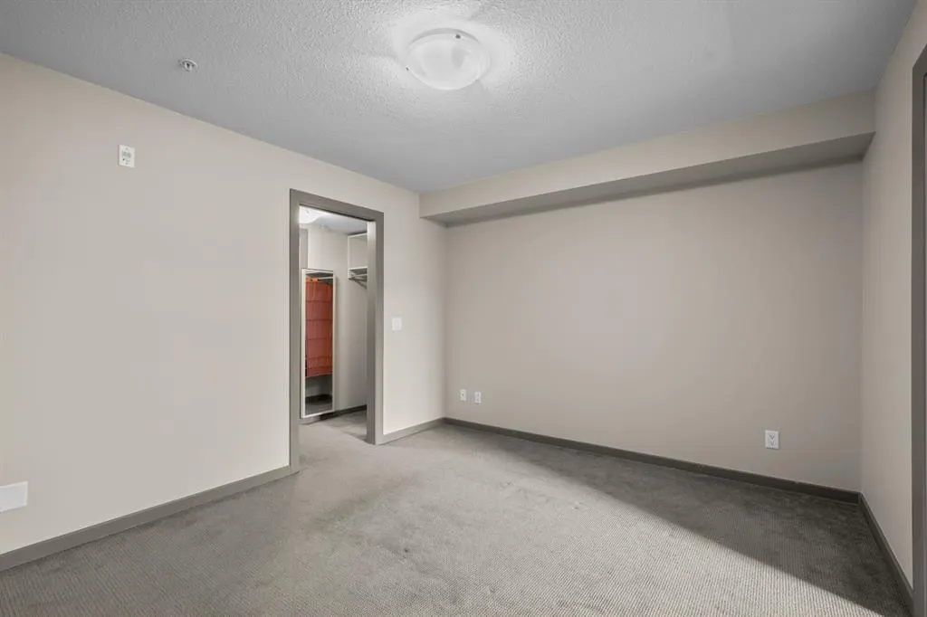 310 Mckenzie Towne Gate SE, #2110