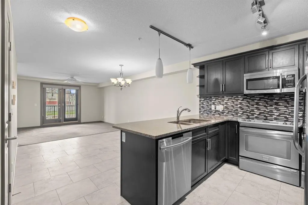 310 Mckenzie Towne Gate SE, #2110