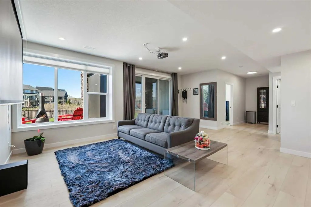 9 Cranbrook Cape SE
