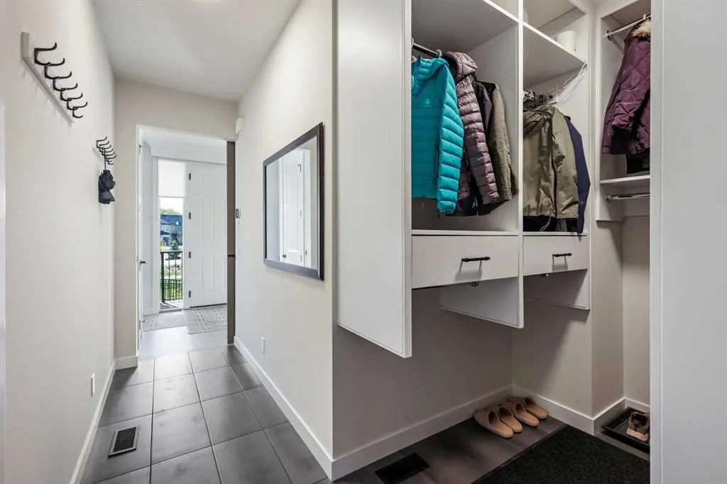 9 Cranbrook Cape SE