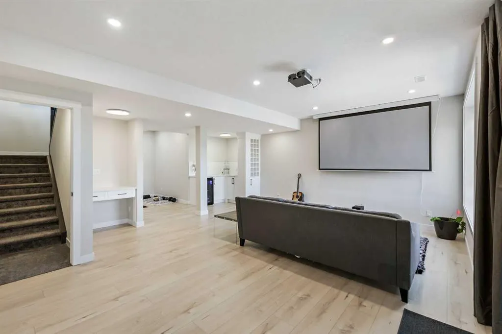 9 Cranbrook Cape SE