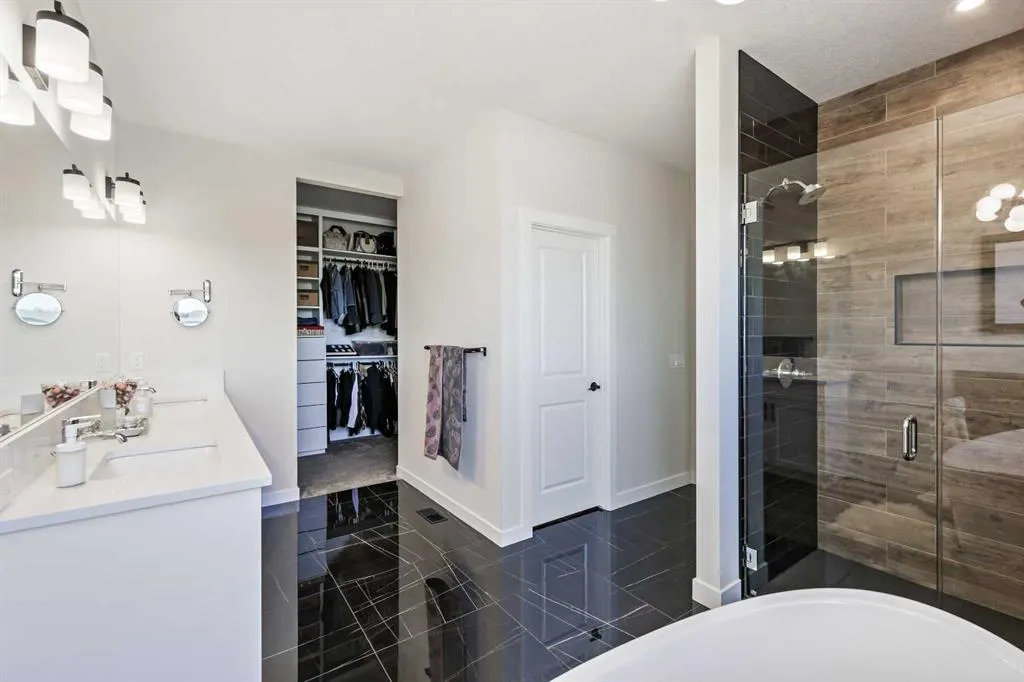 9 Cranbrook Cape SE