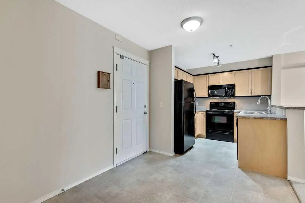 70 Panamount Drive NW, #8117