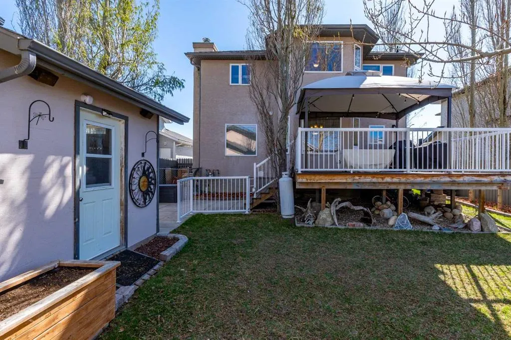 56 Collins Crescent