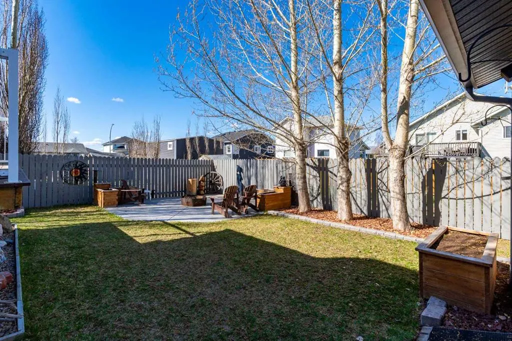 56 Collins Crescent