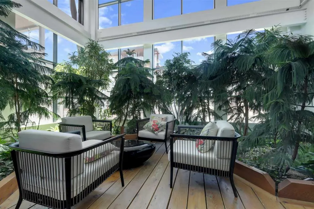 122 Mahogany Centre SE, #503