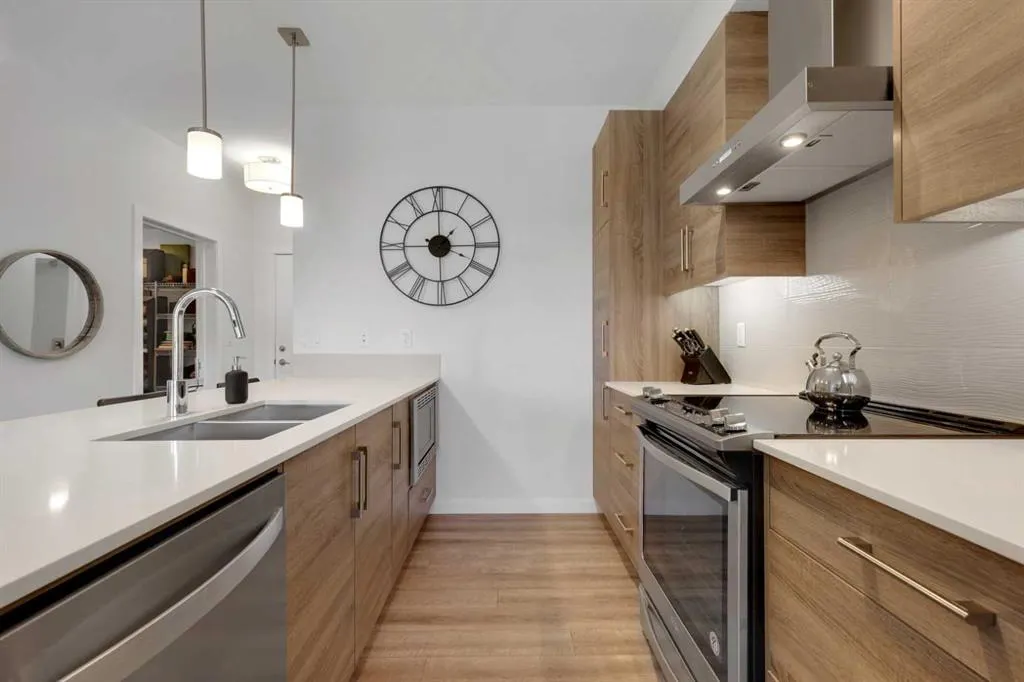 122 Mahogany Centre SE, #503