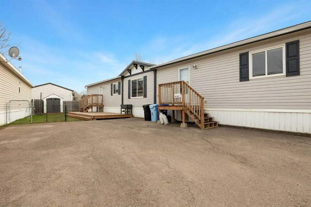 161 Grey Crescent