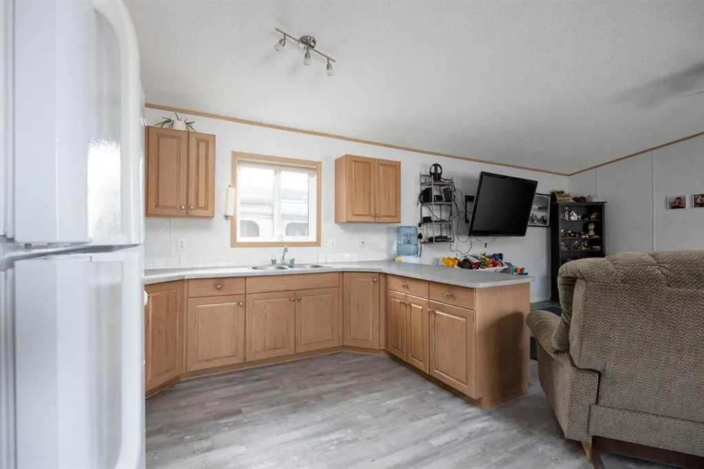161 Grey Crescent