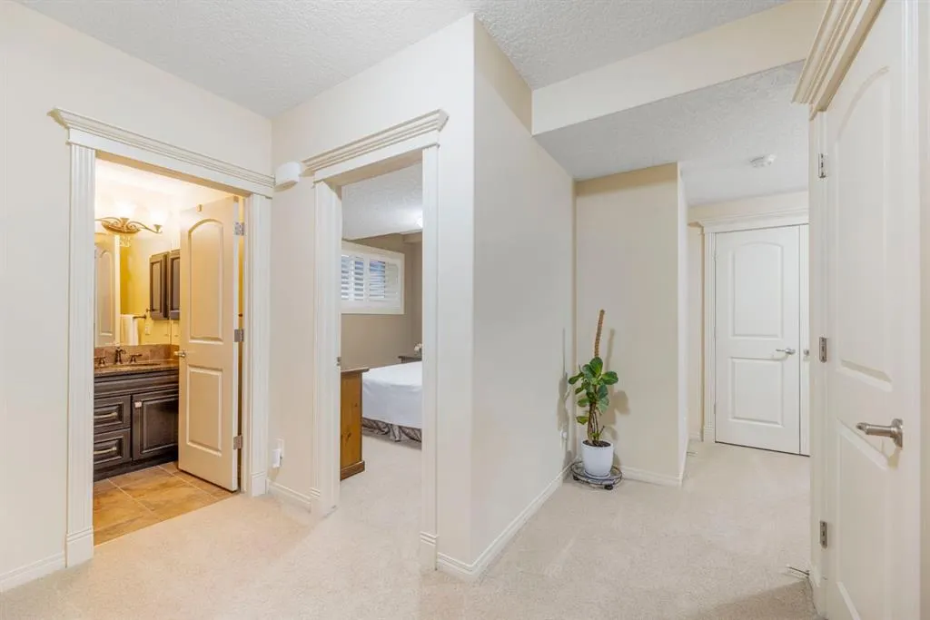 200 Auburn Sound View SE
