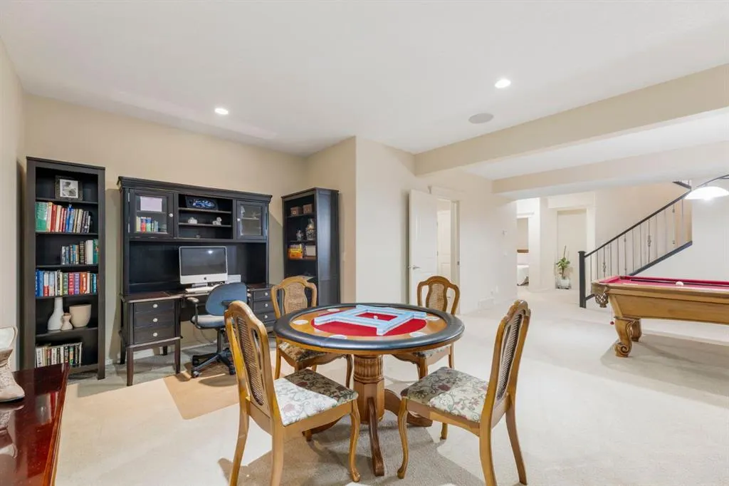 200 Auburn Sound View SE