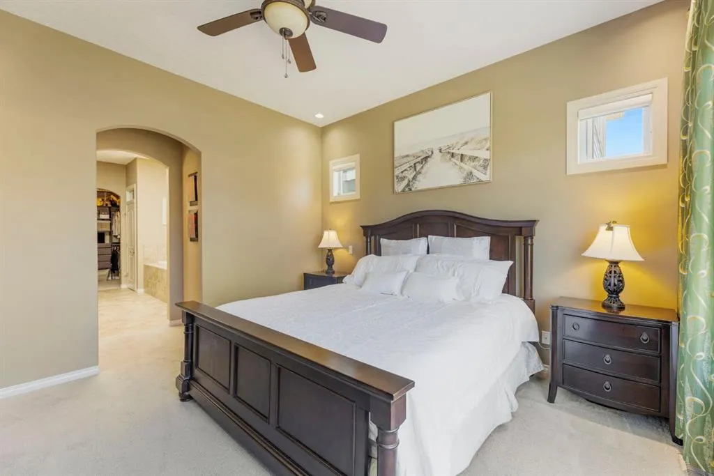 200 Auburn Sound View SE